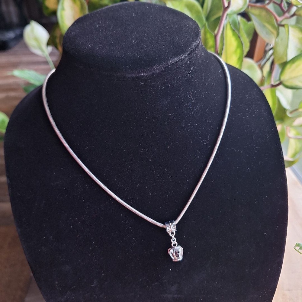 Necklace Cage Pendant Princess Pearl Carriage Crown Royal Silver Tone 18‎ Inch